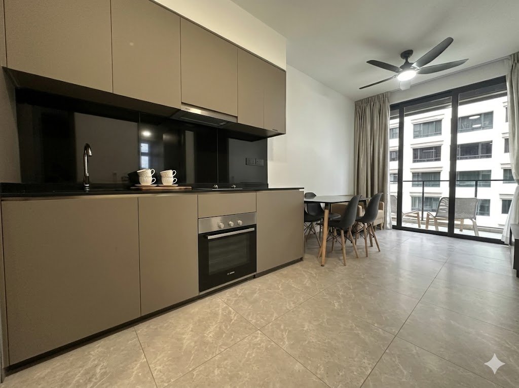 Park Colonial High Floor Suite
