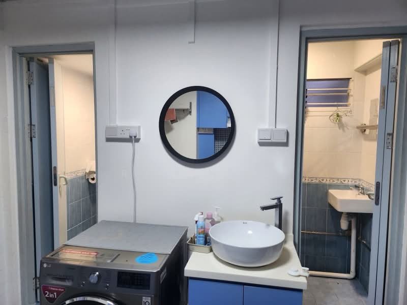 Blk 320 Clementi Ave 4